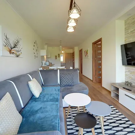Nowoczesne Sun Seasons 24 W Szklarskiej Porebie Z Parkingiem By Renters Szklarska Poręba