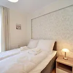 Nowoczesne Sun Seasons 24 W Szklarskiej Porebie Z Parkingiem By Renters Szklarska Poreba