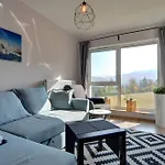 Nowoczesne Sun Seasons 24 W Szklarskiej Porebie Z Parkingiem By Renters Apartment *