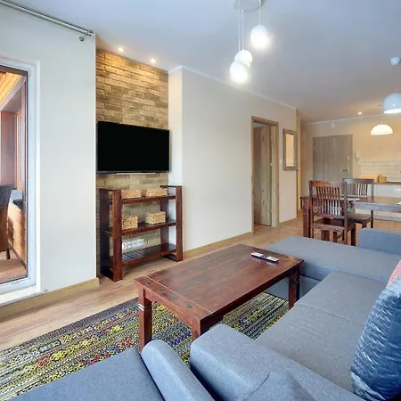 Nowoczesne Sun Seasons 24 W Szklarskiej Porebie Z Parkingiem By Renters Apartmán