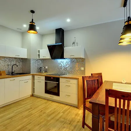 Nowoczesne Sun Seasons 24 W Szklarskiej Porebie Z Parkingiem By Renters