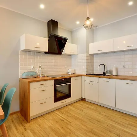 Nowoczesne Sun Seasons 24 W Szklarskiej Porebie Z Parkingiem By Renters * Sklářská Poruba