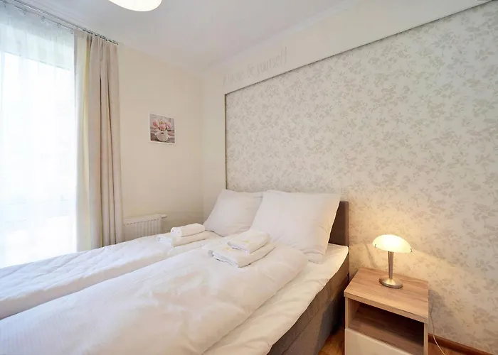 Nowoczesne Sun Seasons 24 W Szklarskiej Porebie Z Parkingiem By Renters Szklarska Poręba