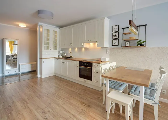 Nowoczesne Sun Seasons 24 W Szklarskiej Porebie Z Parkingiem By Renters Lejlighed Szklarska Poręba