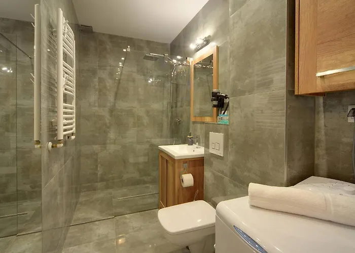 Nowoczesne Sun Seasons 24 W Szklarskiej Porebie Z Parkingiem By Renters Lejlighed *