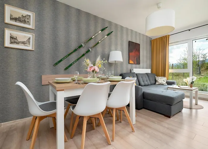 Nowoczesne Sun Seasons 24 W Szklarskiej Porebie Z Parkingiem By Renters アパート *